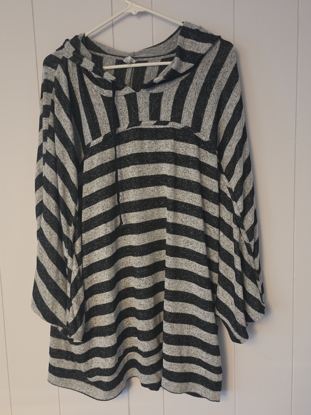 LIVI Striped Black and Gray Hoodie Tunic Top
